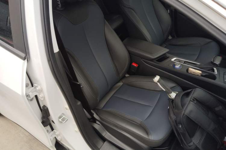 Used Buick Velite 6 2023 430km Range Commuter Version