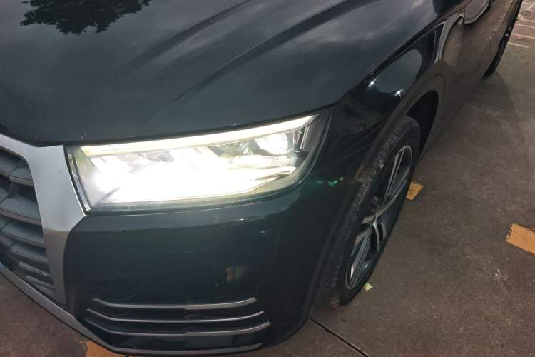 Used Audi Q5L 2020 Updated 40 TFSI Prestige Fashion Edition
