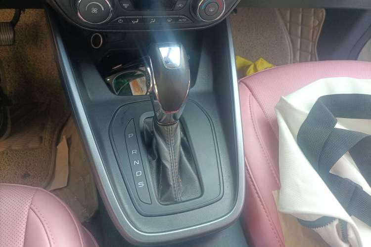 Used Ford Escort 2019 Revised Version 1.5L Automatic Enjoyment Type China VI Standard