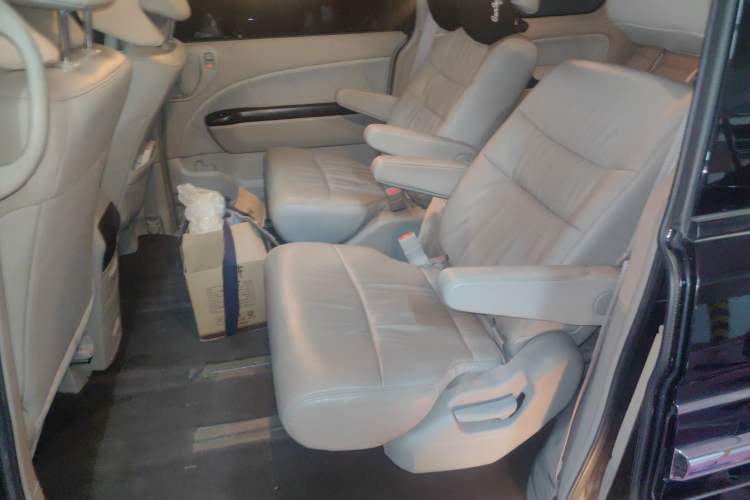 Used Honda Elysion 2015 2.4L VTi-S Prestige Edition
