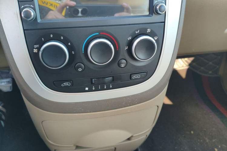 Used Buick GL8 2014 2.4L Classic Edition