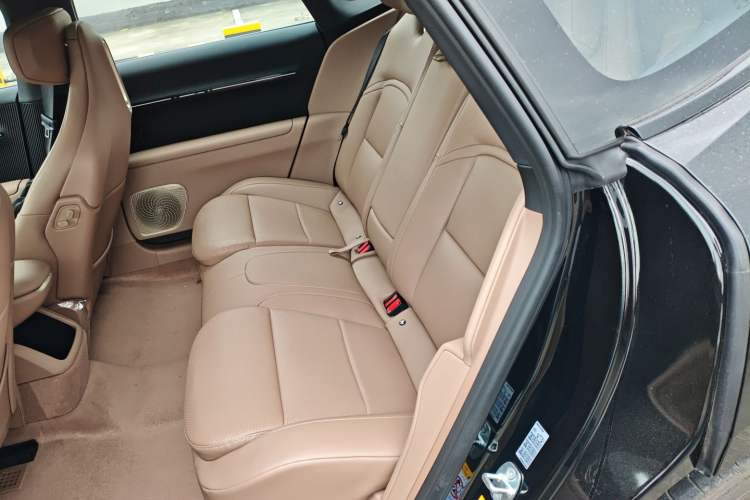 Used Avatr 12 2025 Updated Ultra All-Electric Four-Wheel Drive Left Rear Seat