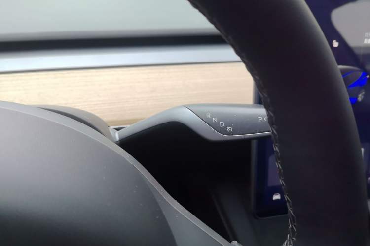 Used Tesla Model Y 2021 Long-Range All-Wheel-Drive Version