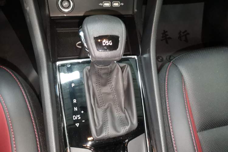 Used Skoda Karoq 2022 Restyled TSI280 Luxury Edition
