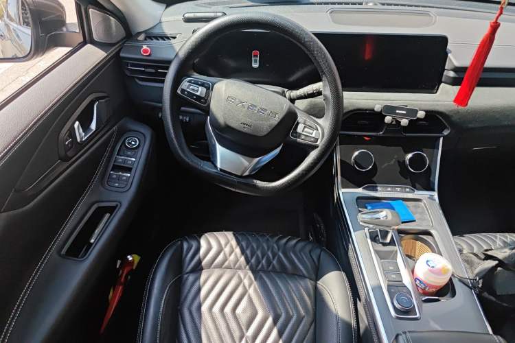 Used EXEED Lingyun 2023 400T Two-Wheel Drive StarRui Pro Edition Steering Wheel