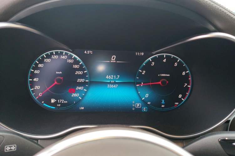 Used Mercedes-Benz GLC 2022 Second Facelift GLC 260 L 4MATIC Luxury Edition Instrument Cluster