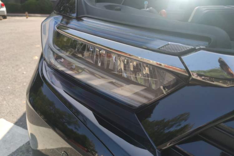 Used Honda Elysion 2022 2.0L eHEV Luxury First Edition
