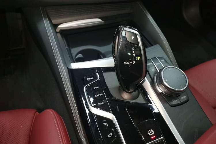 Used BMW 5 Series 2023 530Li Luxury Edition M Sport Package
