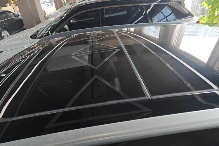 Used Honda UR-V 2024 370TURBO Two-Wheel-Drive Luxury Edition