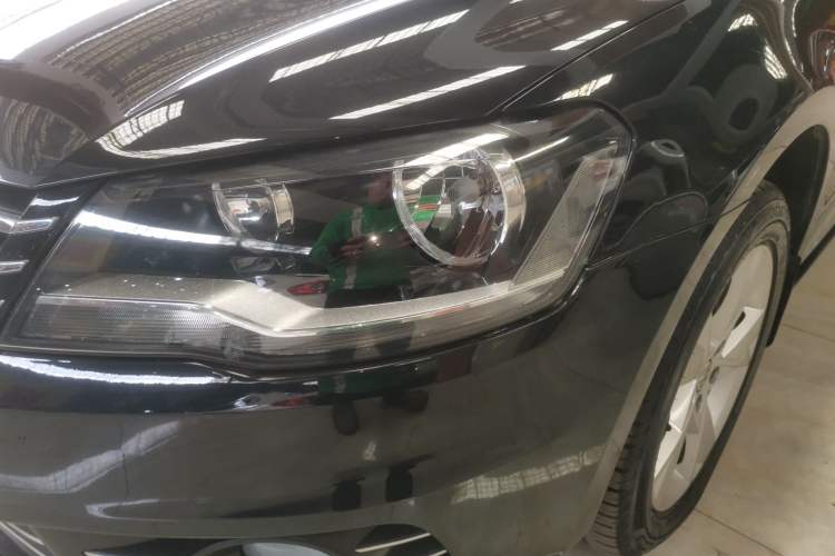 Used Volkswagen Bora 2015 Value Edition 1.6L Automatic Comfort Version