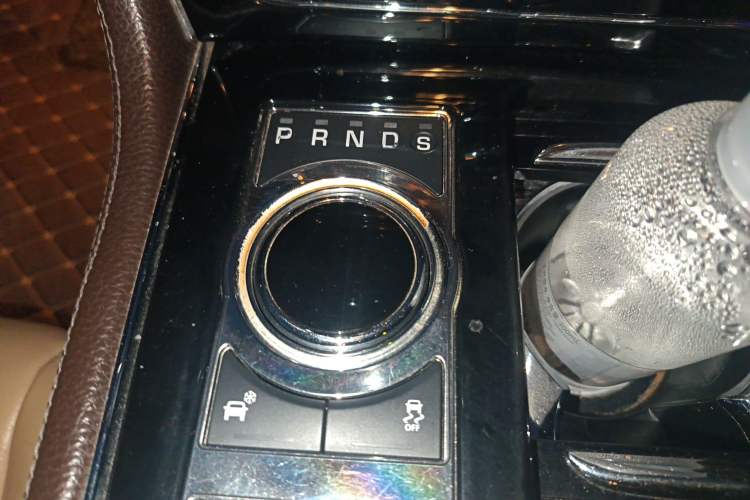 Used Jaguar XJ 2015 XJL 2.0T Elegance Business 80th Anniversary Limited Edition Gear Lever