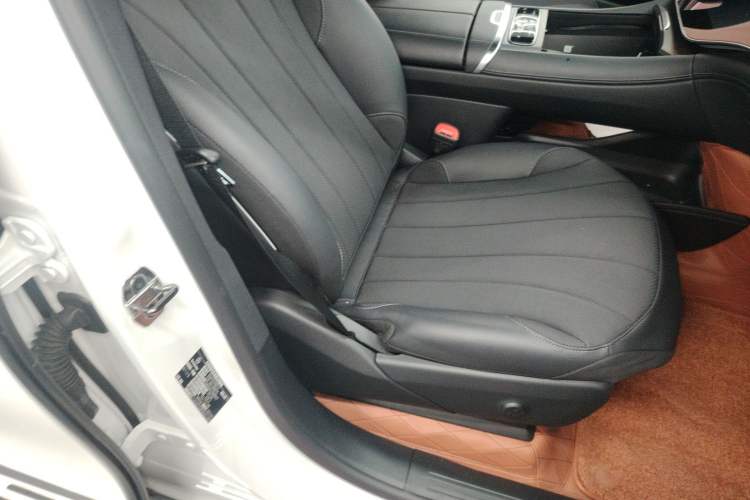 Used Mercedes-Benz EQE SUV 2023 500 4MATIC
