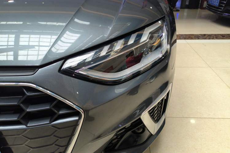 Used Audi A4L 2020 40 TFSI Luxury Dynamic Model
