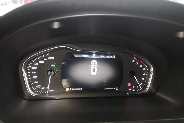 Used SAIC MAXUS G20 2023 Facelifted PLUS 2.0T Gasoline Automatic Luxury Edition