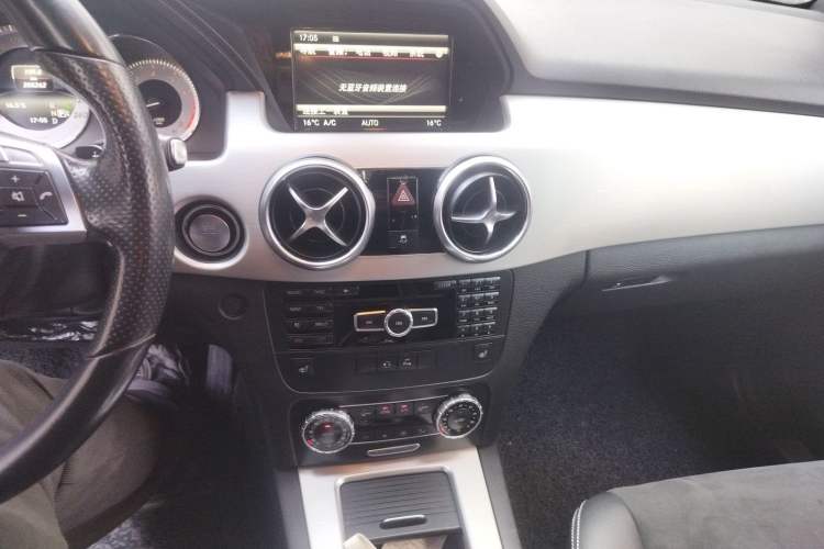 Used Mercedes-Benz GLK-Class 2015 GLK 300 4MATIC Fashion Edition Ultimate Version
