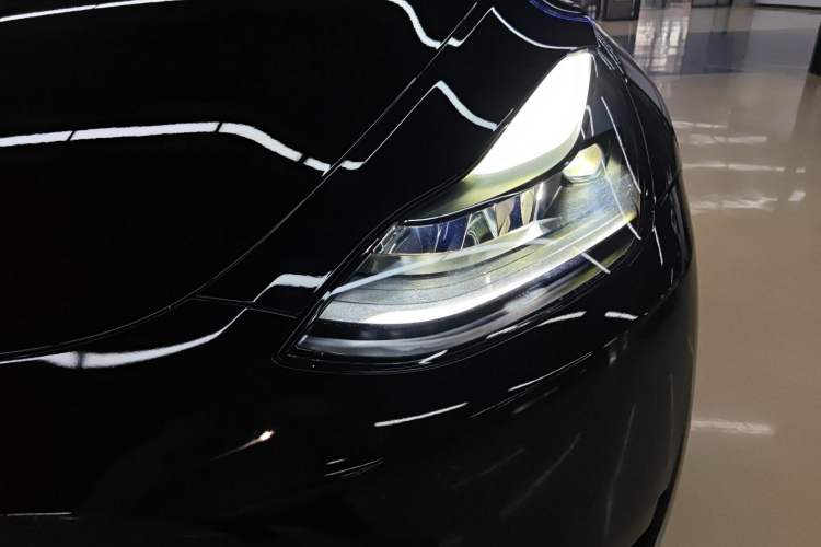 Used Tesla Model Y 2022 Rear-Wheel-Drive Version Left Front Headlight