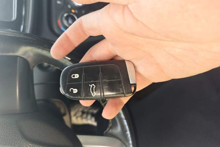 Used Fiat Viaggio 2015 1.4T Automatic Jingxiang Edition
