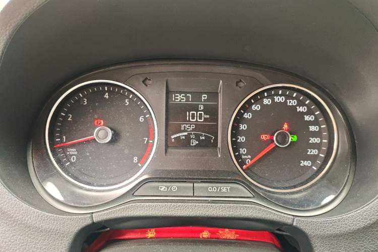 Used Volkswagen Polo 2016 1.6L Automatic Comfort Model
