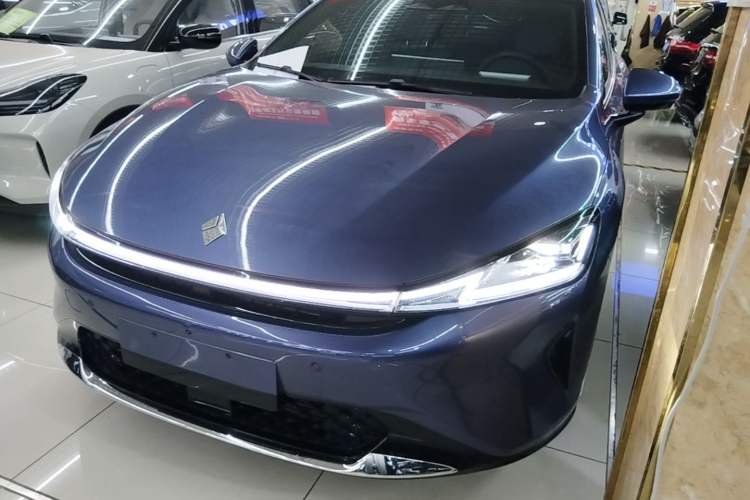Used Baojun Enjoy 2025 Plug-in Hybrid 140km Luxury Edition Guazi used car, China used car export, Used car for sale, Used  cars, Cheapest cars for sale