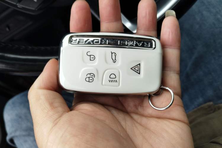 Used Land Rover Range Rover Evoque 2016 2.0T SE Smart Glow Edition
