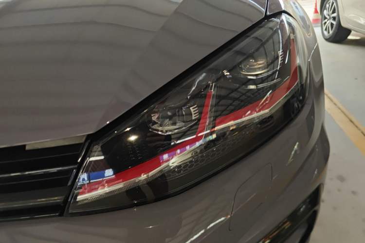 Used Volkswagen Golf 2019 280TSI DSG R-Line China VI Standard
