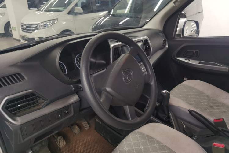 Used Chana Ruixing M60 2023 1.5L GDI Base Model 2-Seat Van
