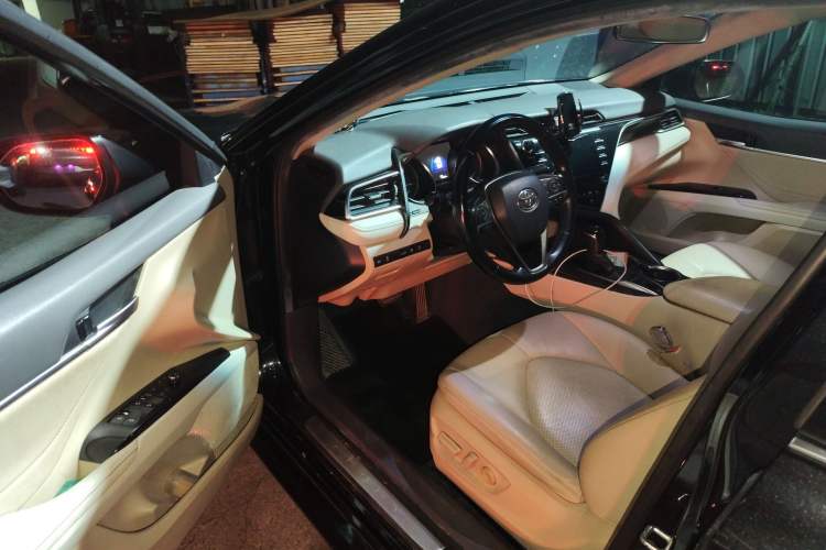 Used Toyota Camry 2018 2.5G Luxury Edition