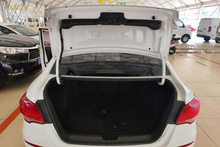 Used Chevrolet Cavalier 2019 320 Automatic Enjoyment with Sunroof