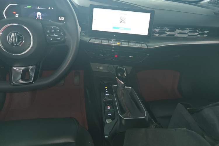 Used MG 5 2021 180 DVVT CVT Youth Luxury Edition
