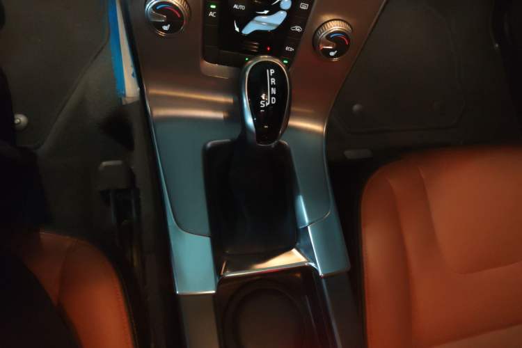 Used Volvo S60 2016 S60L T4 Zhiyuan Edition