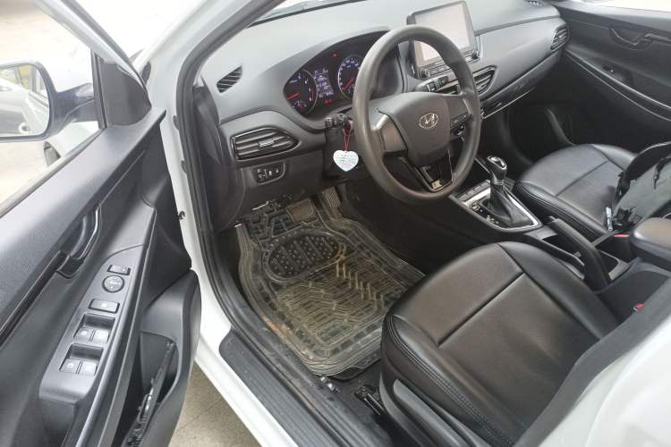 Used Hyundai Celesta 2018 1.6L Automatic GL Enjoyment Version China V Standard