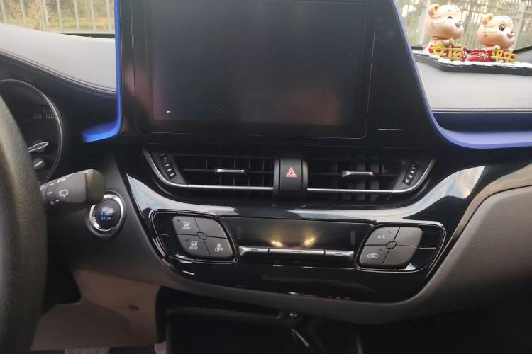 Used Toyota C-HR 2018 2.0L Leading Edition China V-standard
