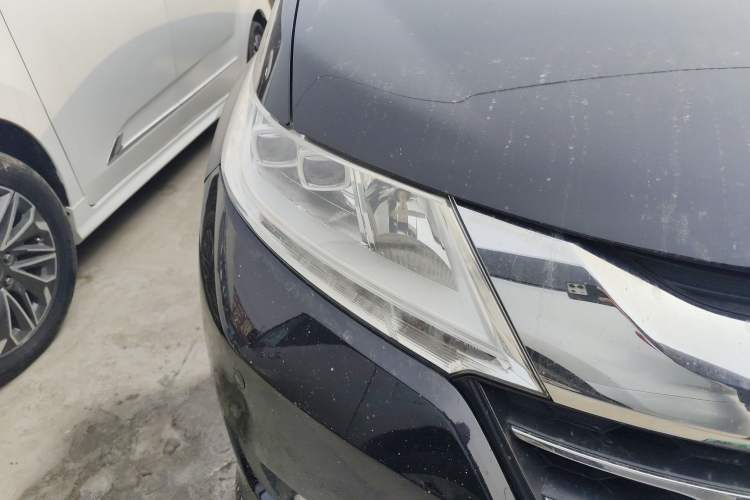 Used Honda Odyssey 2017 2.4L Smart Edition Right Front Headlight