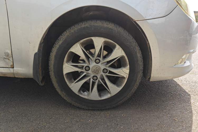 Used Baojun 630 2013 1.5L manual Comfort trim
