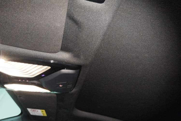 Used BMW 5 Series 2021 Facelifted 530Li Leading Edition M Sport Package