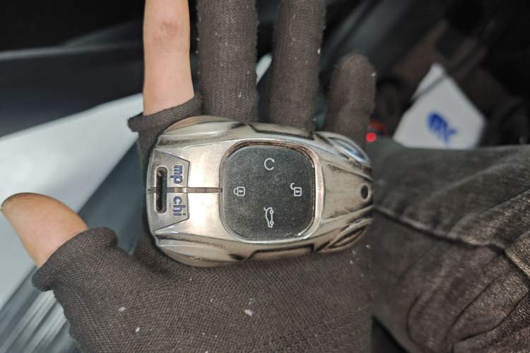 Used GAC Trumpchi GS8 2022 Dual-Engine Series 2.0TM Two-Wheel Drive Prestige Edition (7 Seats)