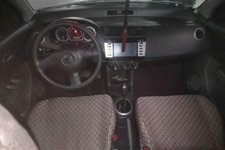 Used Suzuki Swift 2014 1.5L Automatic Fashion Edition