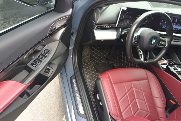 Used BMW 5 Series 2024 530Li Leading Model M Sport Package