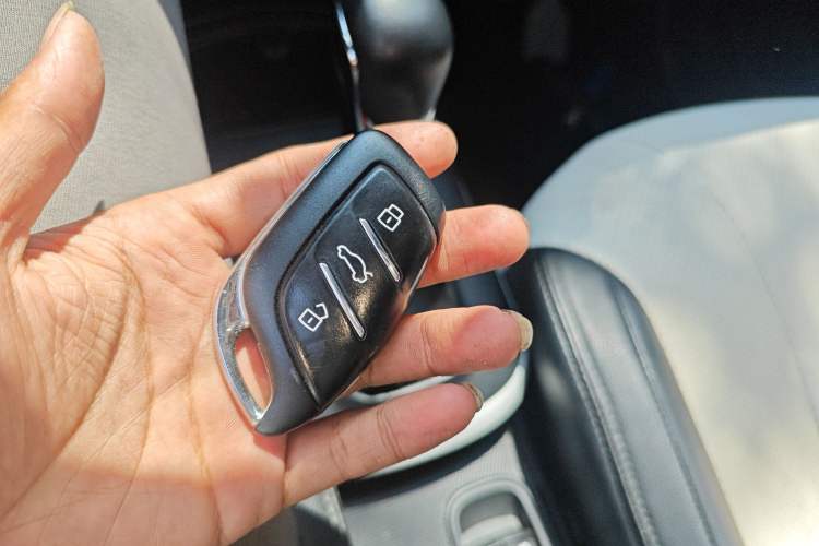 Used Roewe Clever 2022 311km QiQi BoBo Edition Vehicle Key