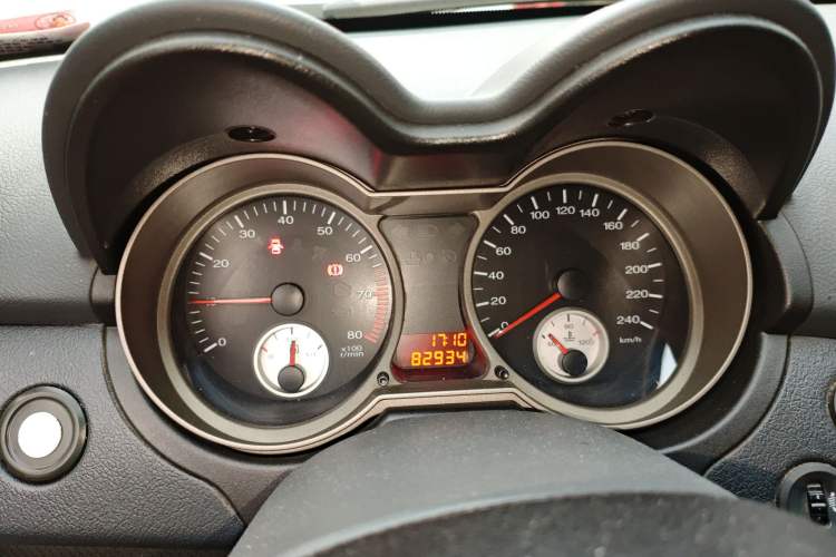 Used Lotus L3 2010 Sedan 1.6L Manual Elite Model