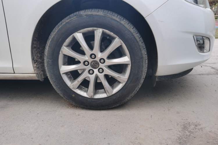 Used Buick GT 2014 XT 1.6L Automatic Fashion Edition