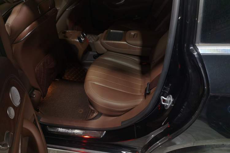 Used Mercedes-Benz E-Class 2019 Restyled E 300 L Luxury Edition
