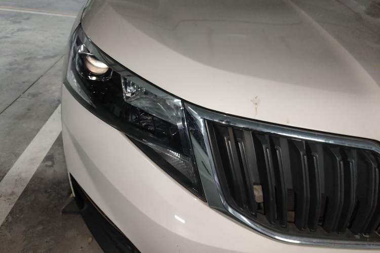 Used Skoda Kamiq 2020 1.5L Automatic Standard Edition Right Front Headlight