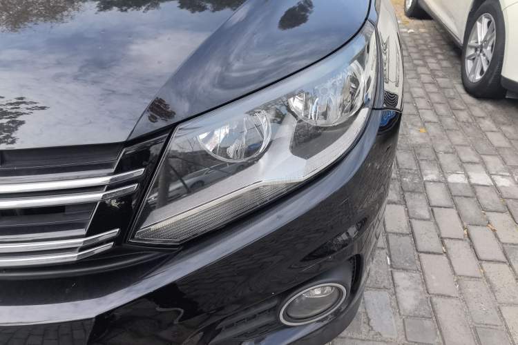 Used Volkswagen Tiguan 2016 2.0 TSI Four-Wheel Drive Standard Version