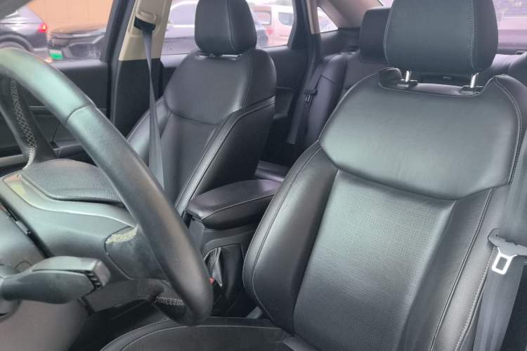 Used Ford Escort 2015 1.5L Automatic Fashion Model