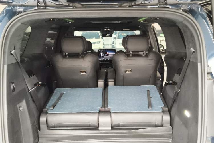 Used Zeekr 009 2022 ME Edition
