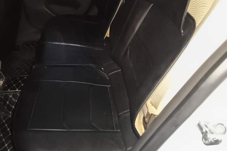 Used Chevrolet Cruze 2015 1.5L Classic SE MT
