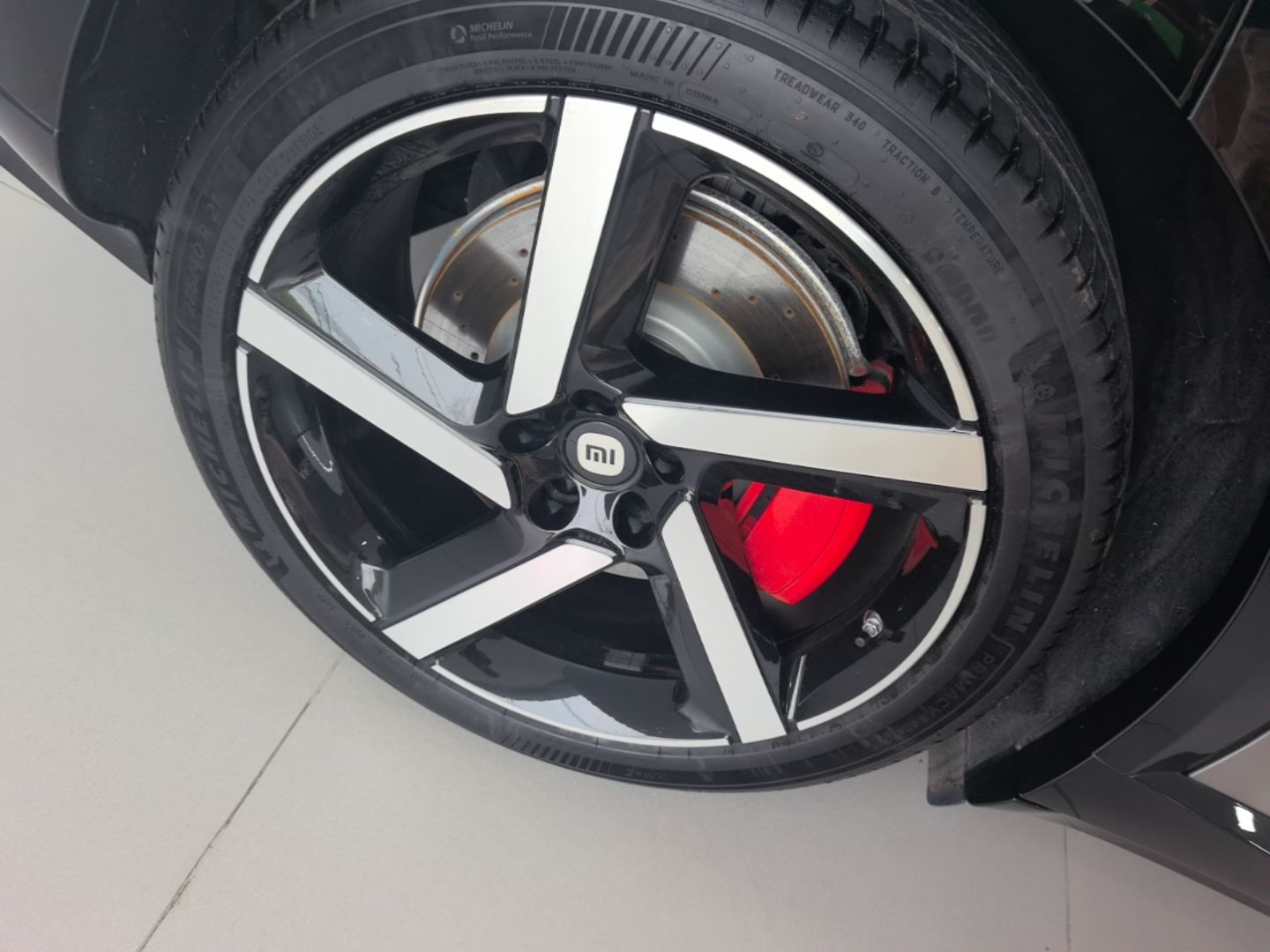 Xiaomi Auto YU7 2025 Ultra-Long Range High-Performance All-Wheel-Drive Max Edition — снимка 11