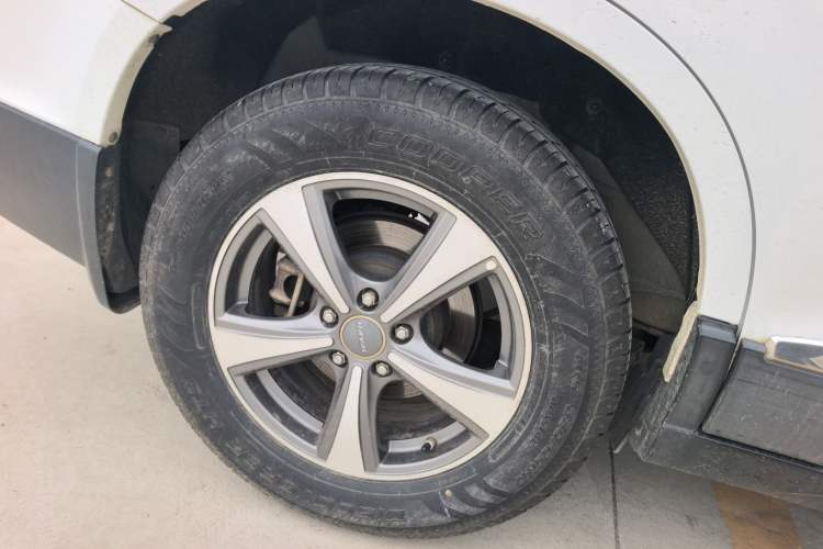 Used Haval H6 2017 Blue Label Sport Edition 1.5T Manual Two-Wheel Drive Elite Model Right Rear Wheel Hub