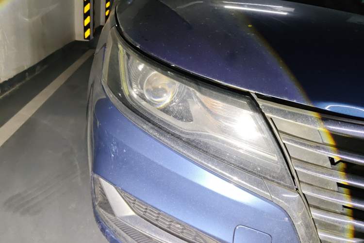 Used Roewe i6 New Energy 2017 45T Hybrid Connect & Smart Enjoyment Edition Right Front Headlight